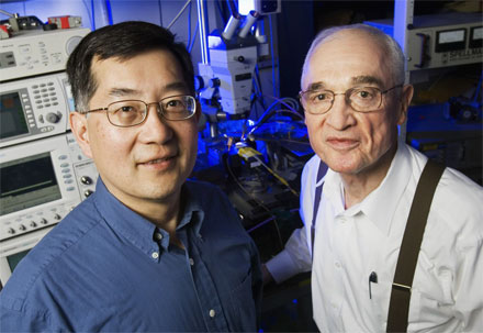 Tunneling Could Be Key to Modulating Bandwidth of Transistor Laser