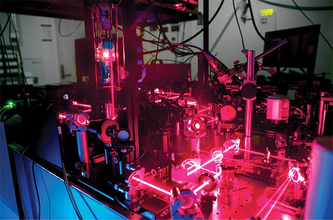 Ames National Laboratory scientists’ terahertz scanning near-field optical microscope (SNOM) enables measurements of frequency-dependent dielectric and conductivity responses, with sub-20-nm resolution and 100-fs time resolution at 0.1 to 3 THz frequency, operating at 1.8 K and under a magnetic field of 5 T. Courtesy of Ames National Laboratory.