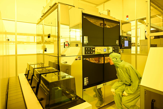 ASML and TU Eindhoven have extended their long-term collaboration. Per the agreement, the pair will invest heavily in semiconductor research and talent generation, including the establishment of a new cleanroom facility. Courtesy of Bart van Overbeeke/TU Eindhoven. 