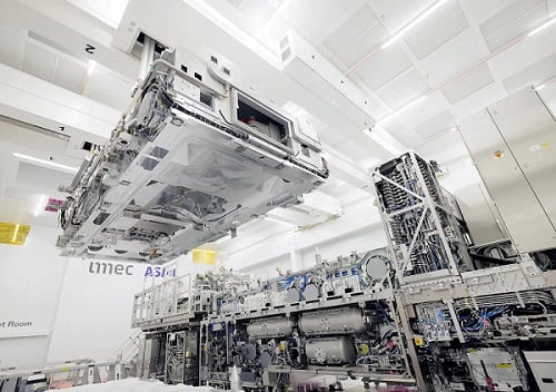 ASML and imec’s jointly-run High NA EUV Lithography Lab provides access to cutting edge lithography equipment to reduce risk for manufacturers ahead of adopting the technology into their production process. Courtesy of imec.