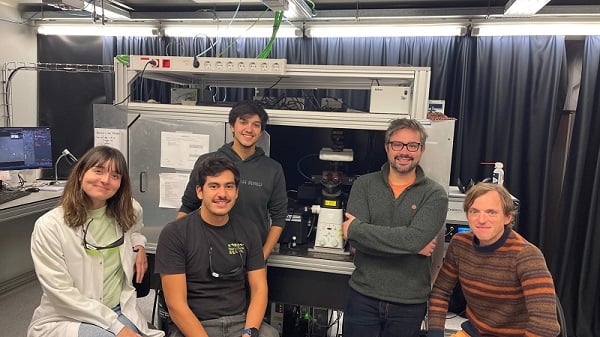 (From left) Neus Sanfeliu, Santiago Ortiz, Martín Fernández, Frederic Català, and Michael Krieg worked on the development of time-shared optical tweezers to measure the viscoelasticity of biological materials as they mature. Courtesy of ICFO.