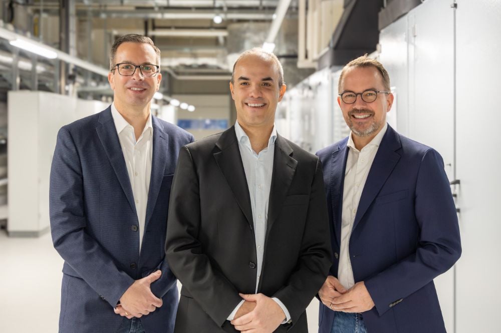 (From left) Heraeus Covantics managing directors Michael Werth, Nikolas Pojezny, and Christoph Fark. Courtesy of Heraeus Group.