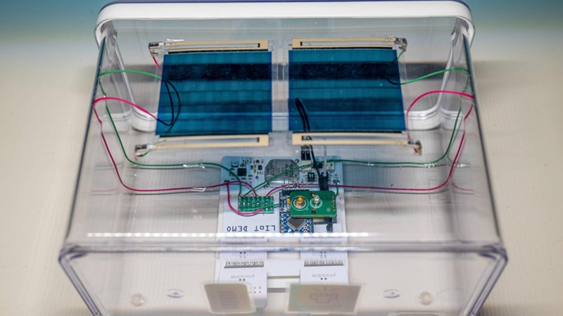 The SUPERIOT project, led by professor Marcos Katz at the University of Oulu, aims to develop a truly sustainable and highly flexible internet of things (IoT) system based on the dual-mode use of optical and radio communications, combined with the exploitation of printed electronics technology. Courtesy of the University of Oulu.