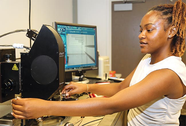 AIM Photonics has introduced the Hands-On Photonics Education Kit, or HOPE Kit. Each kit contains six integrated photonic chips, which recipients can explore individually or as a system. Courtesy of AIM Photonics.