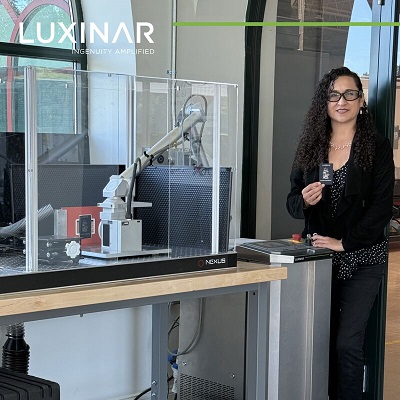 Laboratory leader Myrna Reyes at the new facility. Courtesy of Luxinar.