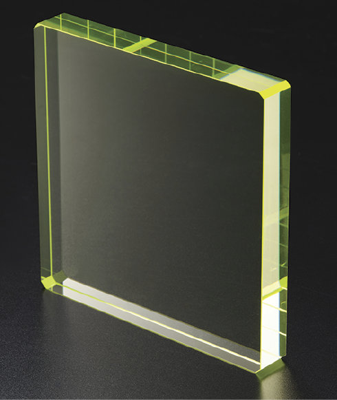 Large-Scale Glass Faraday Element
